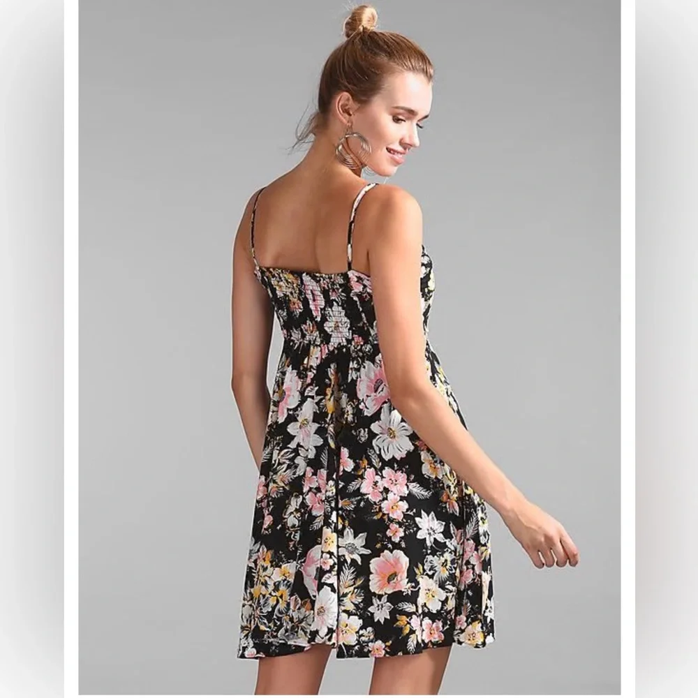 GAP Cami Fit and Flare Mini Black Floral Dress Sz. Small - Picture 2 of 10